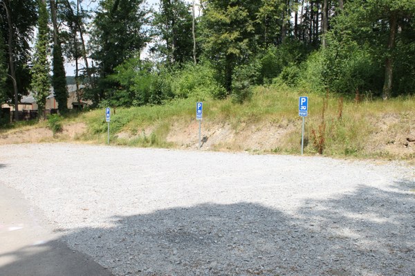 NISMES PARKING MOTORHOMES FOURNEAU